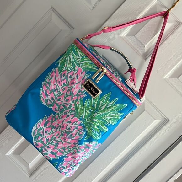 Lilly Pulitzer Cooler with Wine Carrier - Picture 3 of 14